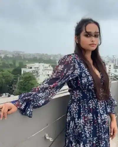 Sikar Escort